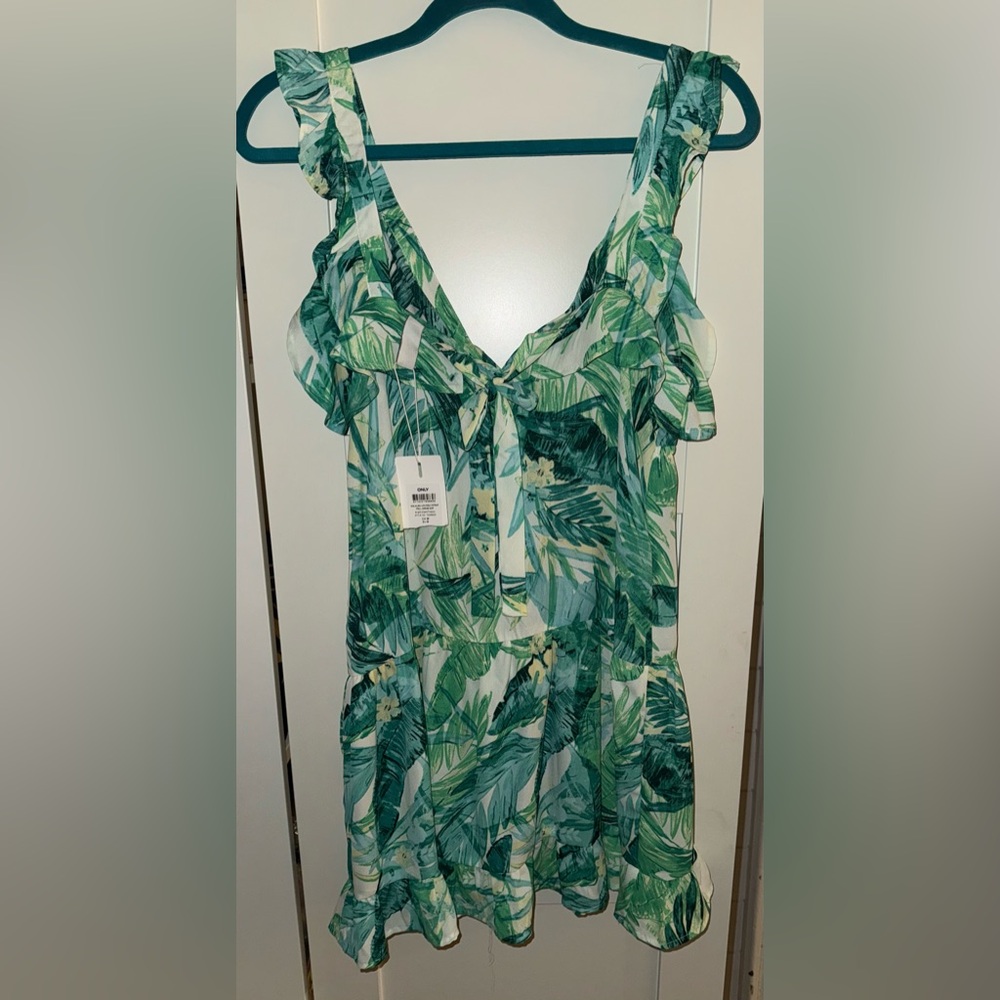 Only Green Leaf Pattern Mini Dress